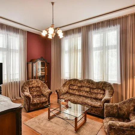 Apo - Center Apartament *