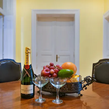 Apo - Center * Warna