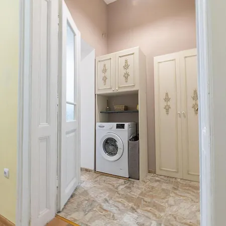 Apartament Apo - Center Warna