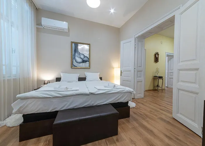 Apo - Center By Flat Manаger Appartement Varna