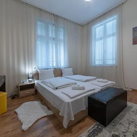 Apo - Center Апартамент