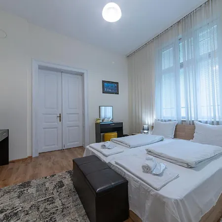 Апартамент Apo - Center *